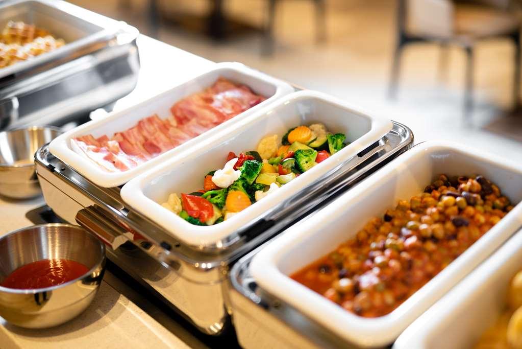Hilton Garden Inn Kyoto Shijo Karasuma 餐厅 照片
